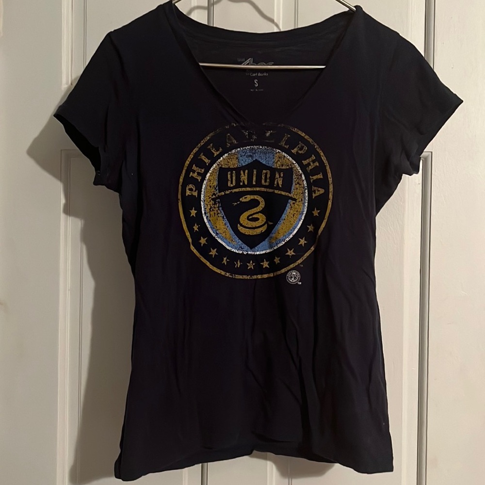 Philadelphia Union Women’s v-neck - top size S